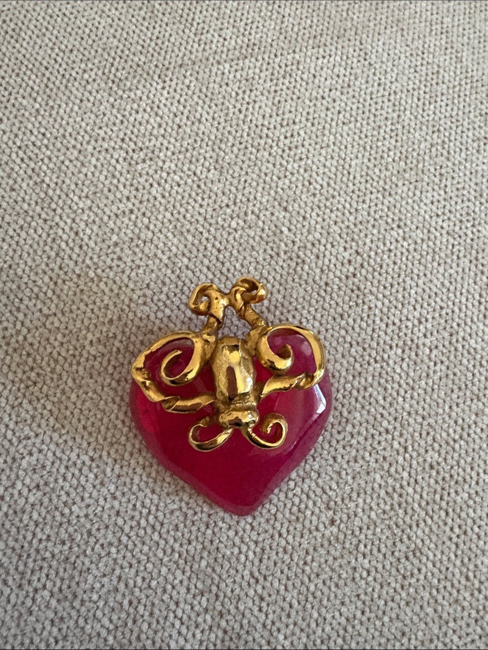 Christian Lacroix Gold Tone Scroll Heart Brooch in Deep Pink